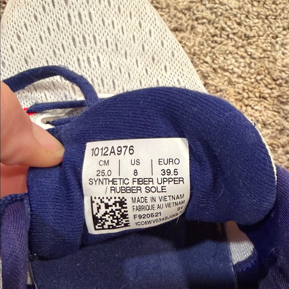 Women's Size 8 Asics Red, White and Blue USA Athletic Shoes - Picture 4 of 5